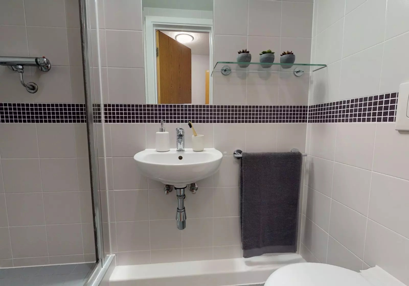 image image 7